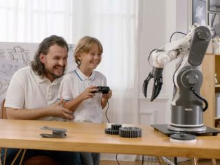 Personal Robots 2025: Revolutionizing Home & Work Efficiency
