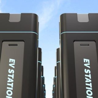 OmniCharge Wireless Hub: Fast, Safe Charging for 5 Devices!