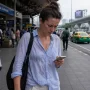 Why Travel Outfits Fail After Hours (Humidity, Sitting & Heat Explained)